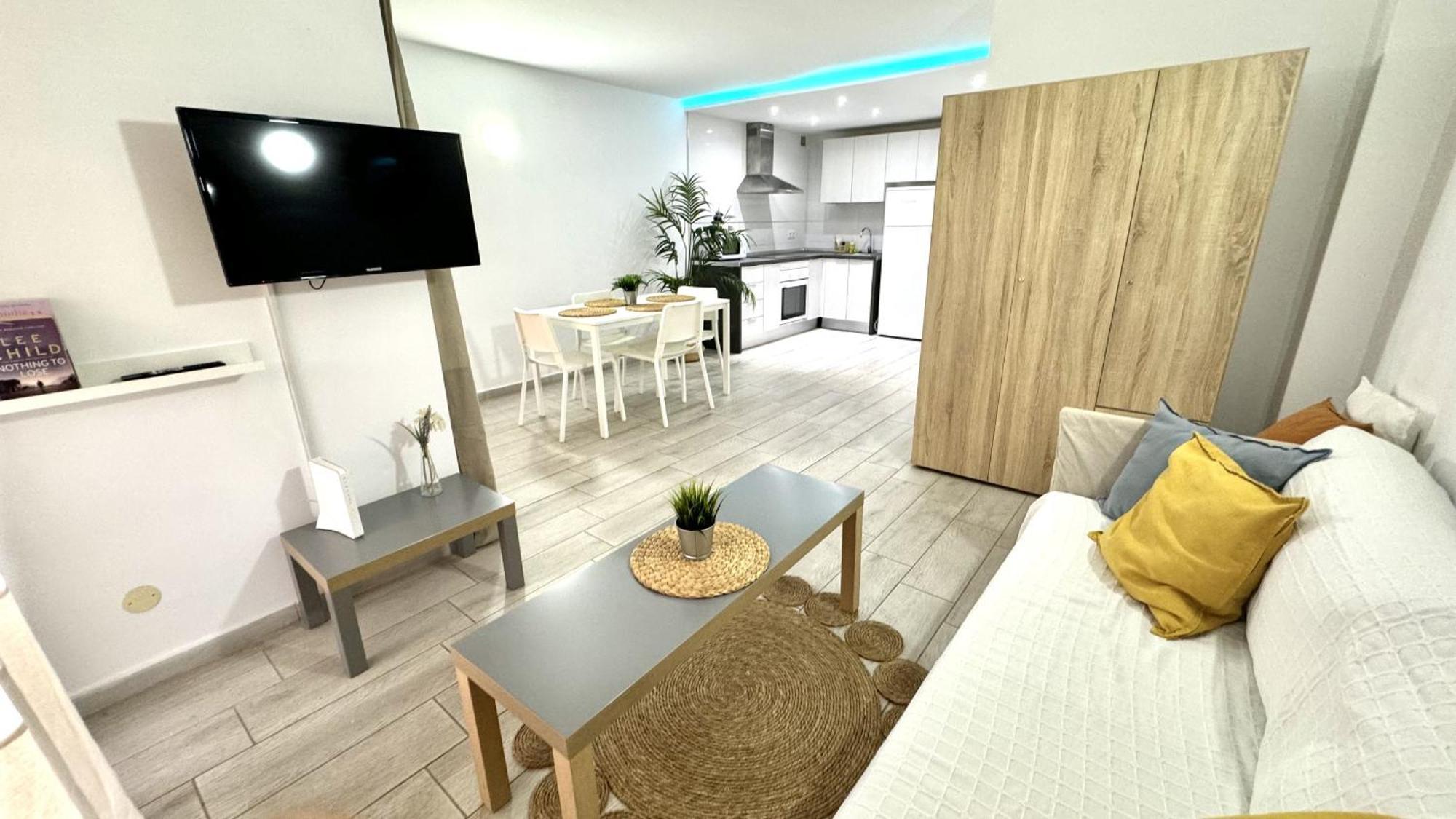 Апартаменти Sur Y Sol Junto Al Mar By Deihu Experiences Лос-Крістіанос Екстер'єр фото
